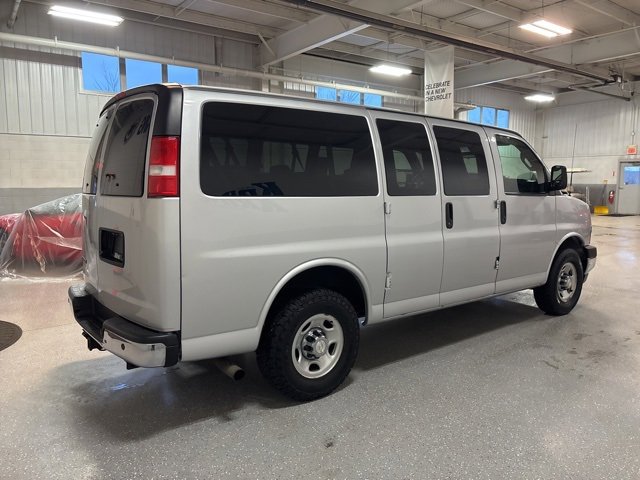 Used 2019 Chevrolet Express 2500 LT w/ LT Preferred Equipment Group image 5