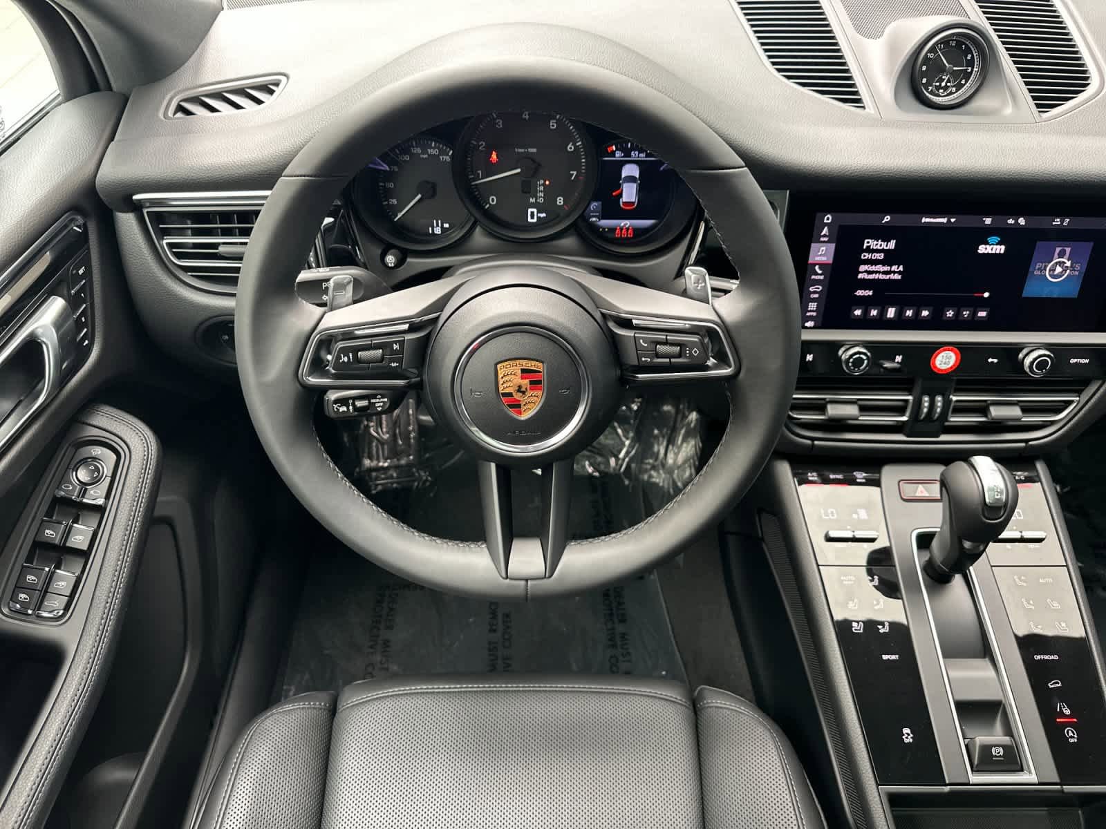 New 2026 Porsche Macan AWD/4WD image 15