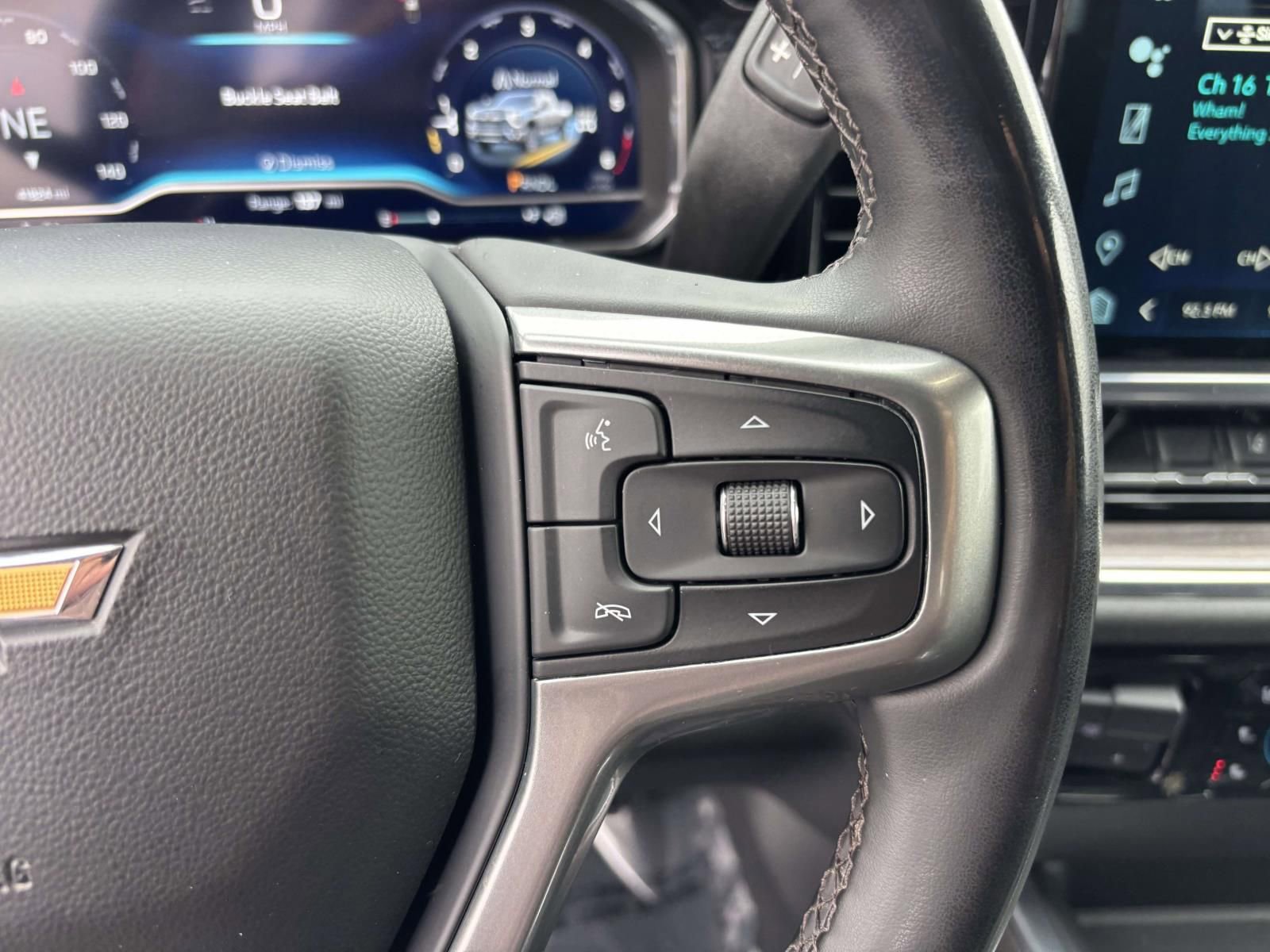 Used 2024 Chevrolet Silverado 2500 LTZ w/ LTZ Premium Package image 21