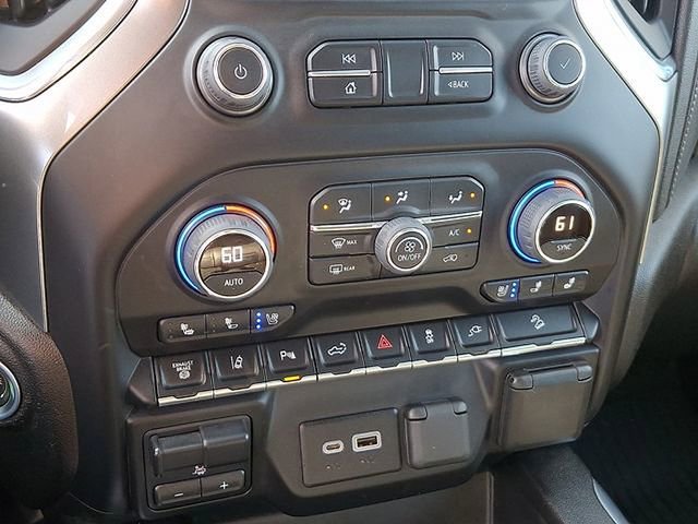 Used 2022 Chevrolet Silverado 2500 LTZ w/ LTZ Plus Package image 15