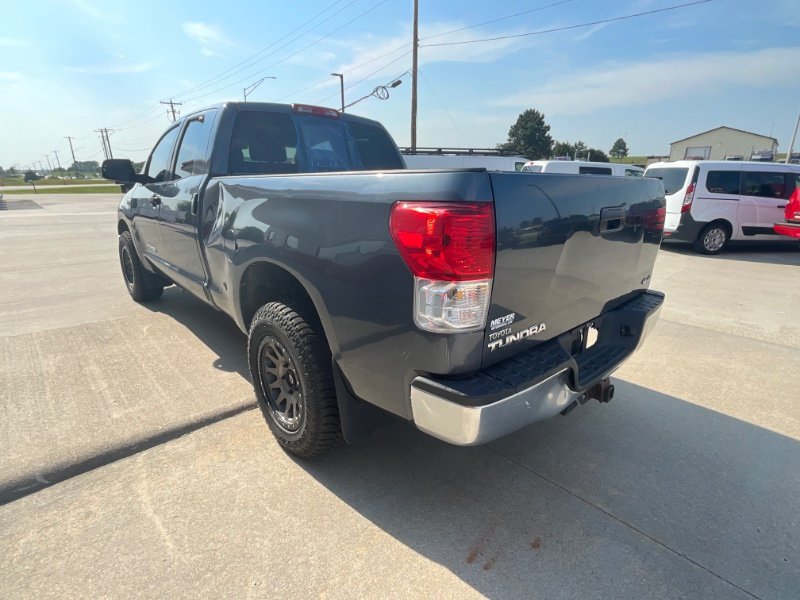 Used 2010 Toyota Tundra 4x4 Double Cab image 6