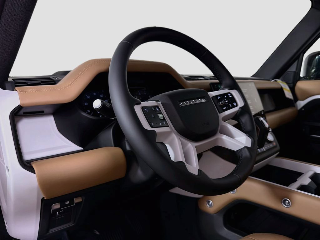 New 2026 Land Rover Defender 110 X-Dynamic SE AWD/4WD image 9