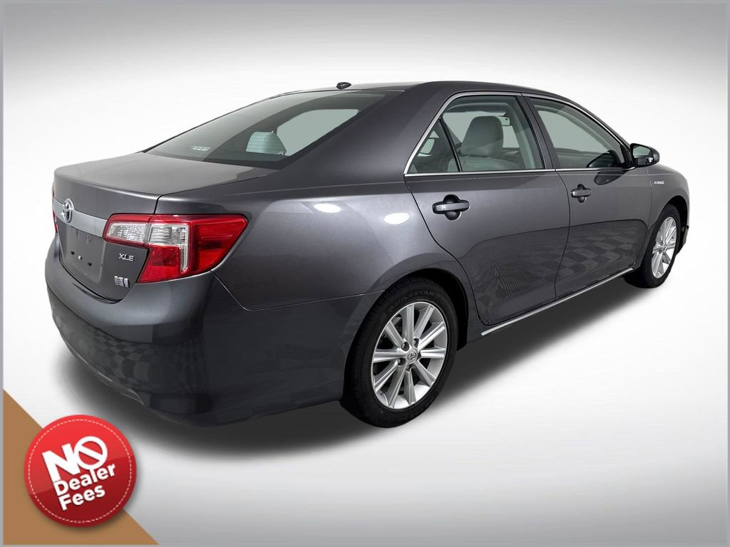 Used 2014 Toyota Camry XLE image 3