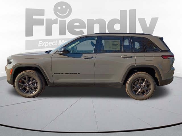 New 2027 Jeep Grand Cherokee Laredo X AWD/4WD image 8