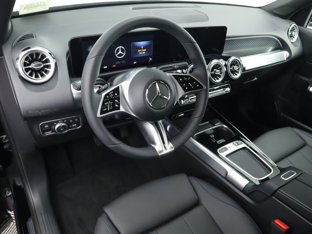 Certified 2025 Mercedes-Benz GLB 250 image 10
