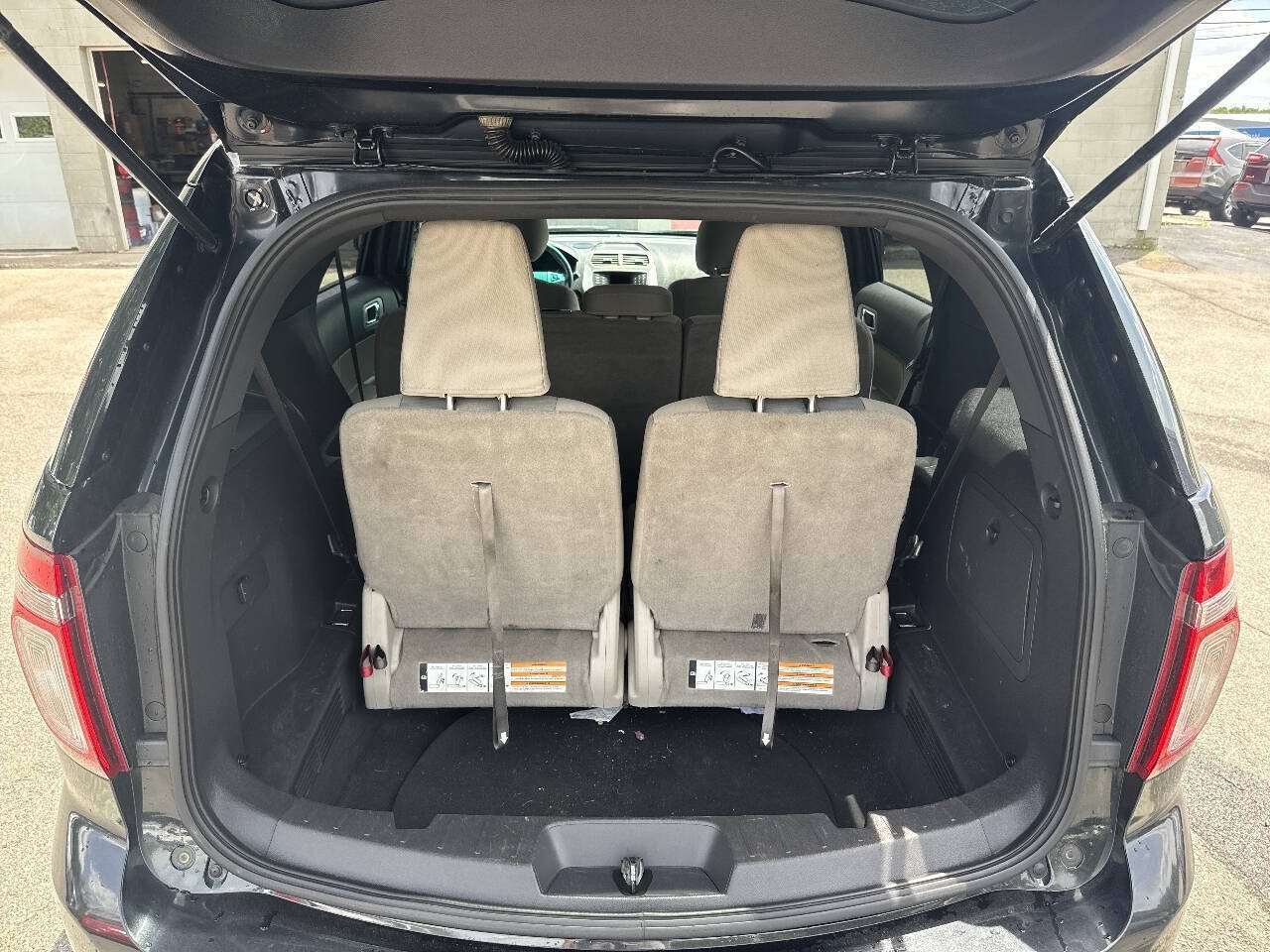Used 2012 Ford Explorer XLT AWD/4WD image 17