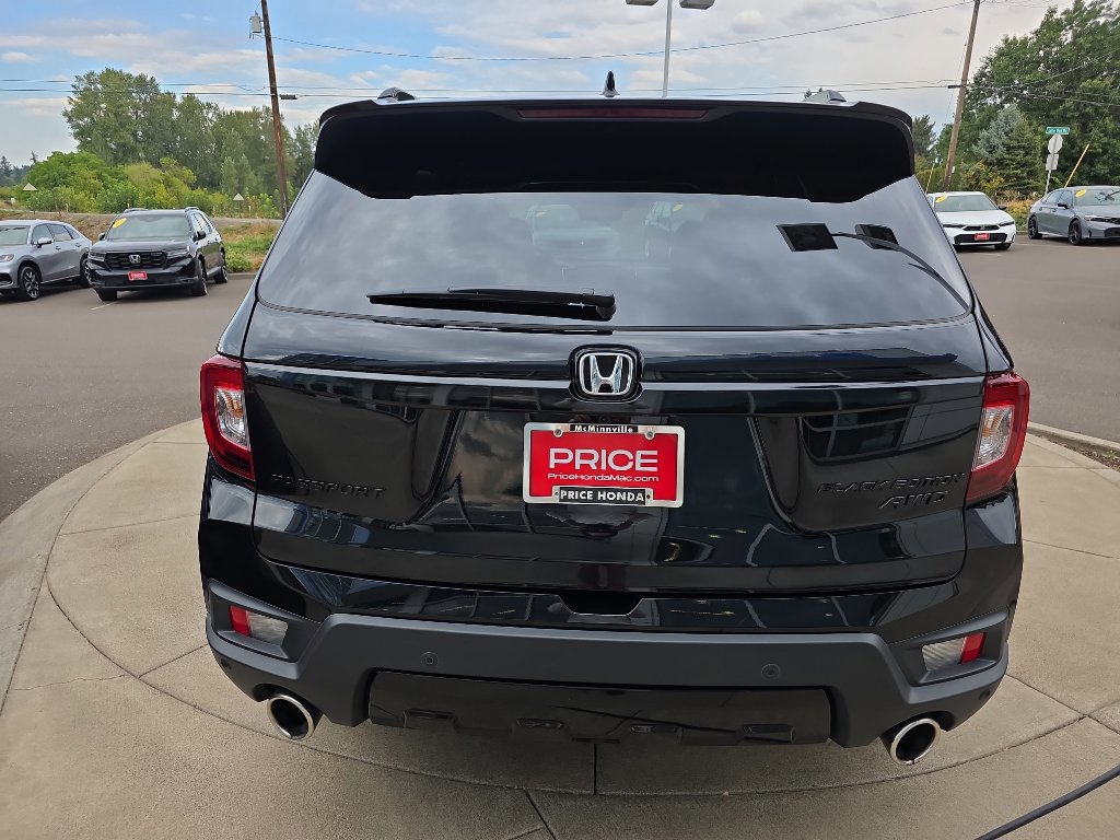 Used 2024 Honda Passport Black Edition image 5