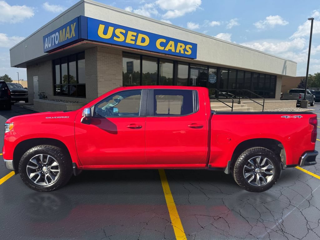 Used 2024 Chevrolet Silverado 1500 LT w/ Safety Package AWD/4WD image 8