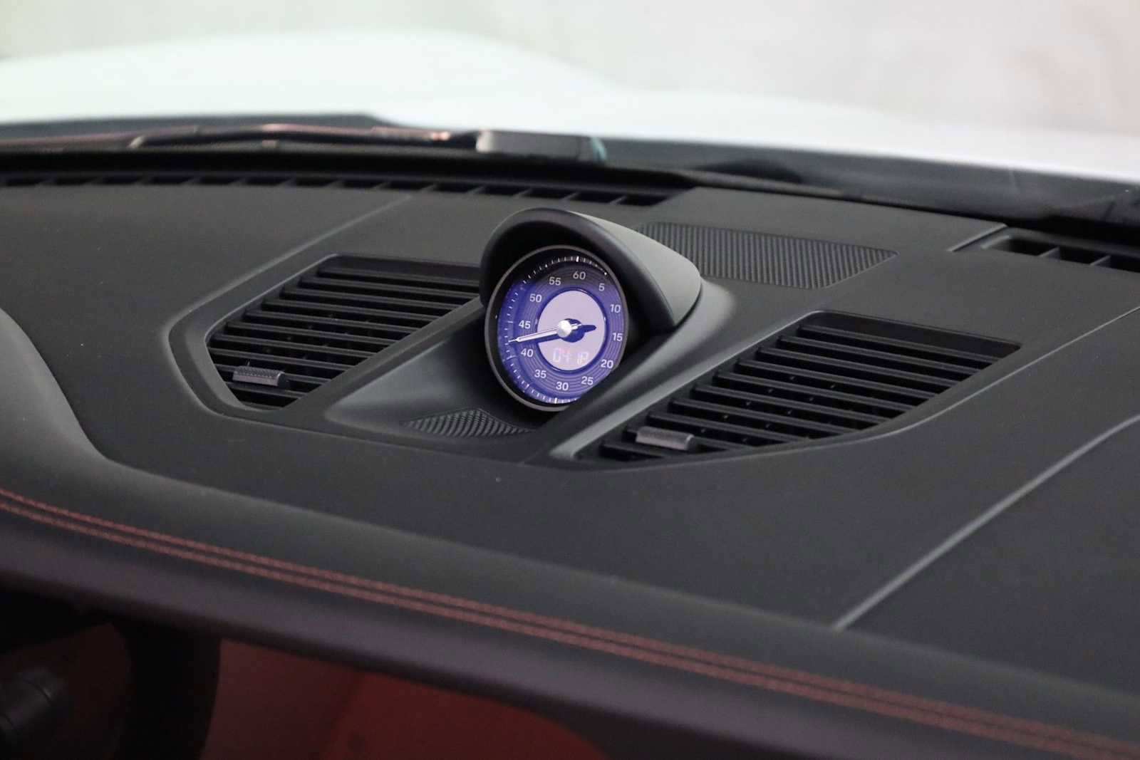 Certified 2024 Porsche 911 Targa 4S image 20