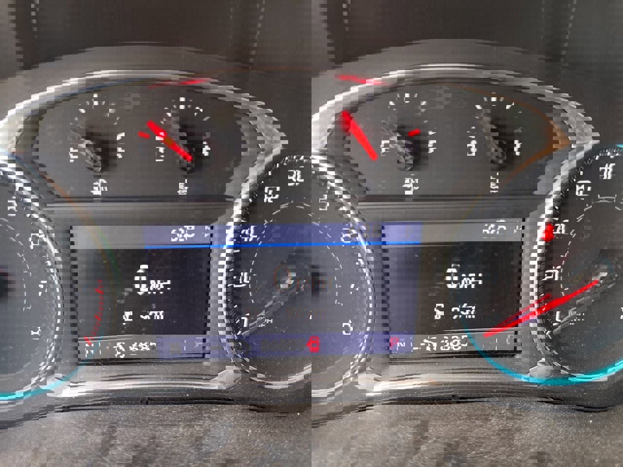 Used 2021 Chevrolet Traverse LT FWD image 23