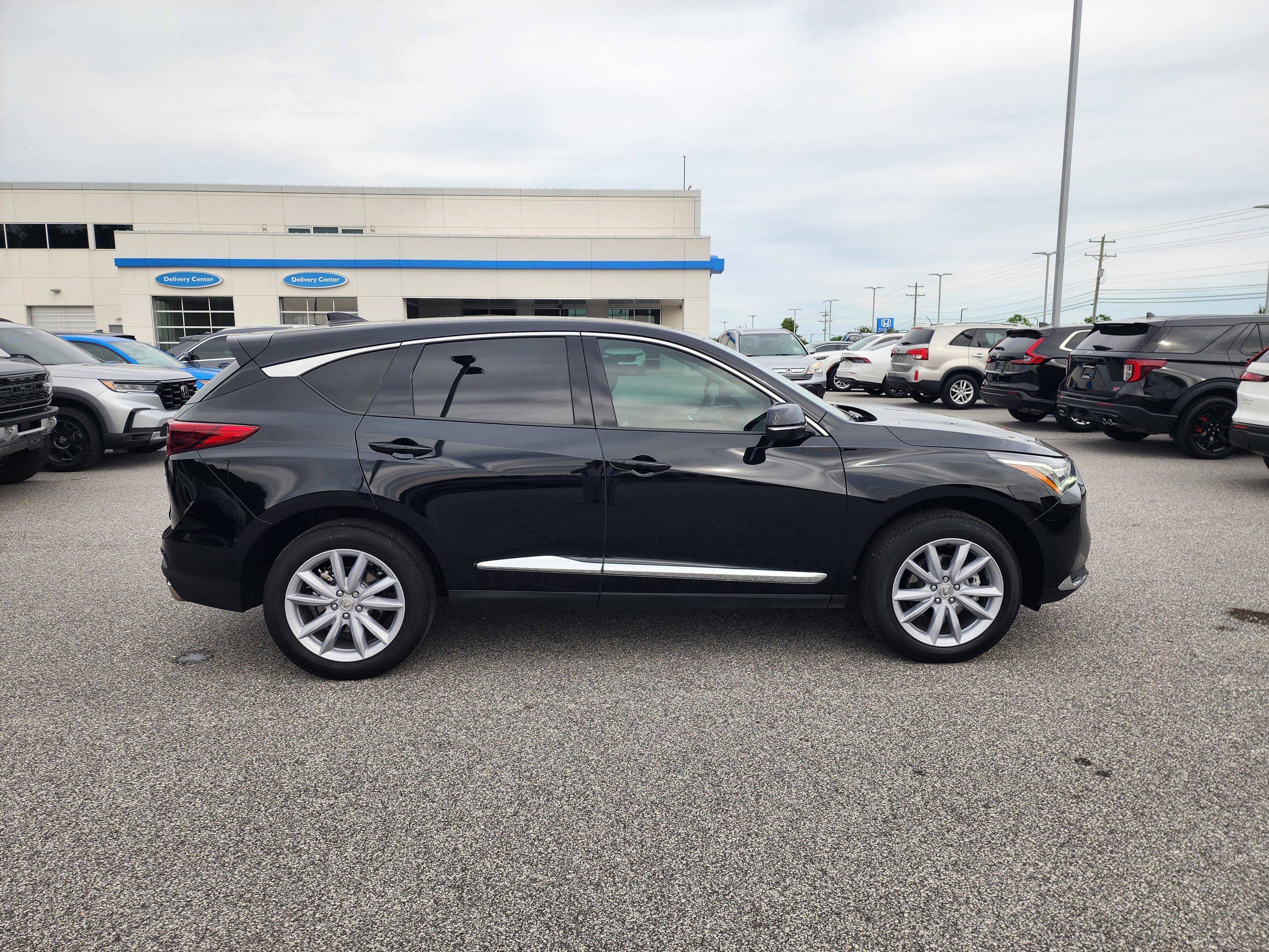 Used 2023 Acura RDX FWD image 3