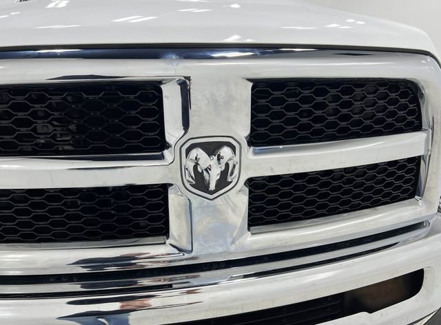 Used 2018 RAM 2500 Tradesman w/ Chrome Appearance Group image 35