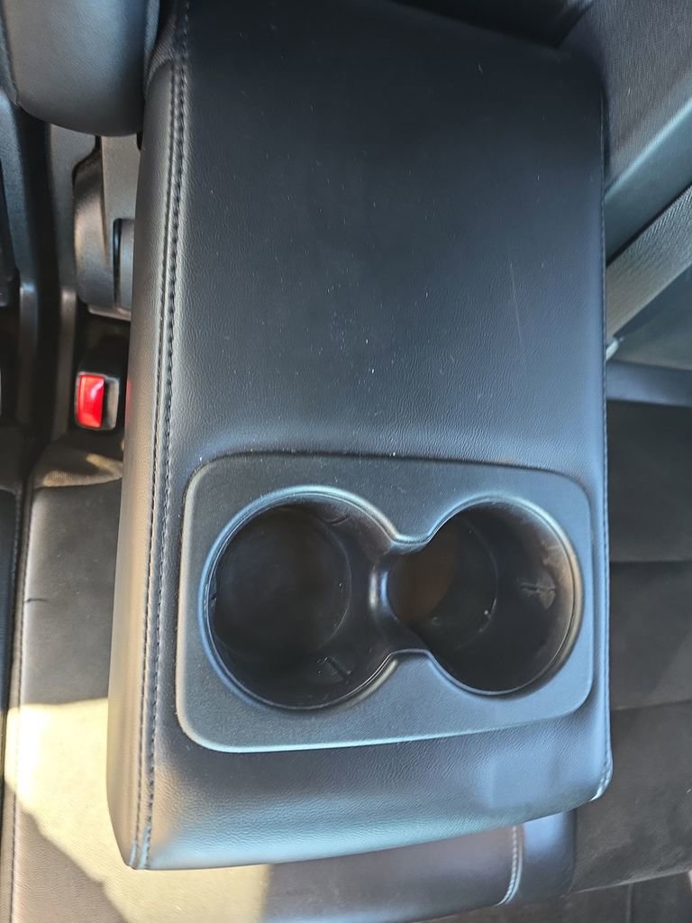 Used 2018 Jeep Grand Cherokee Laredo image 18