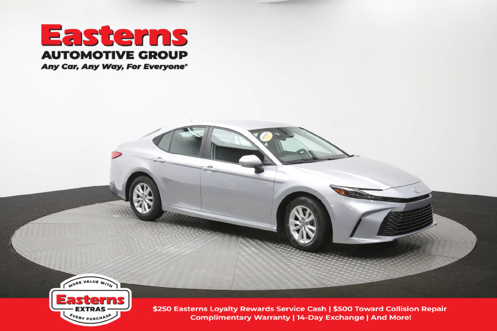 Used 2025 Toyota Camry LE FWD image 49