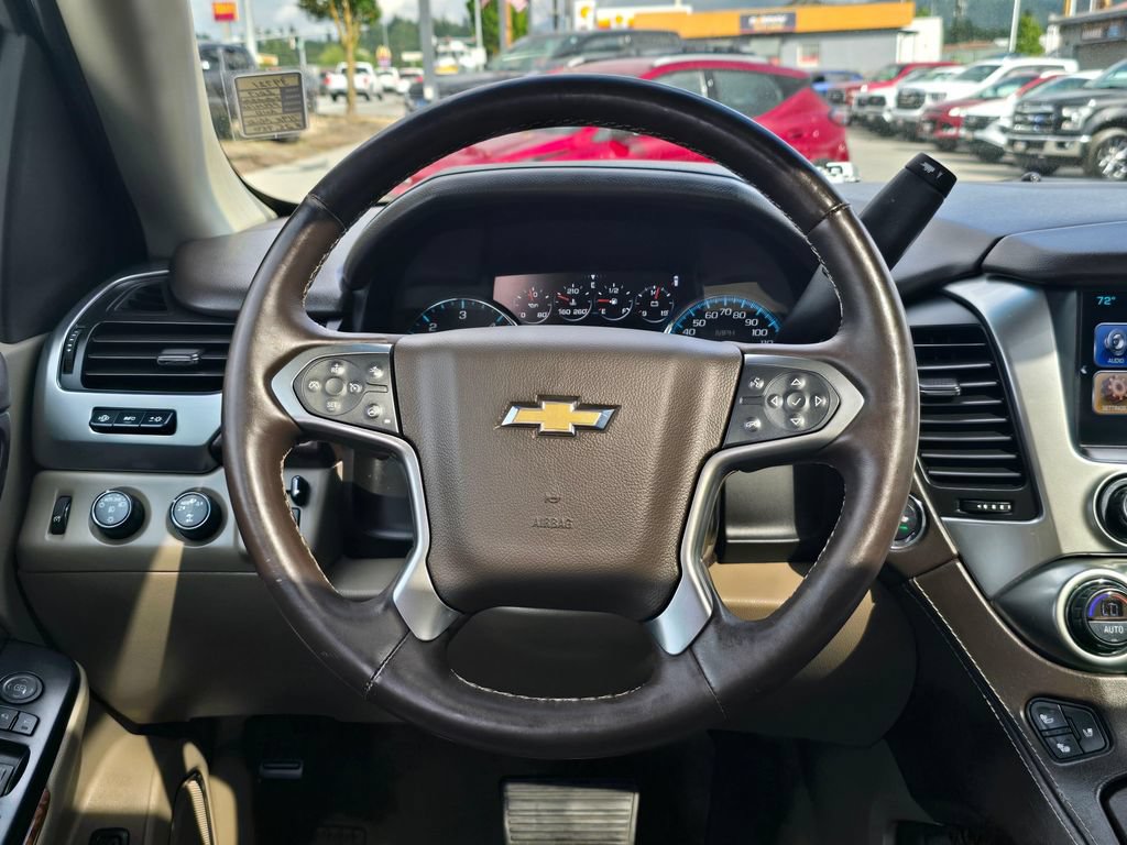 Used 2017 Chevrolet Suburban Premier AWD/4WD image 19