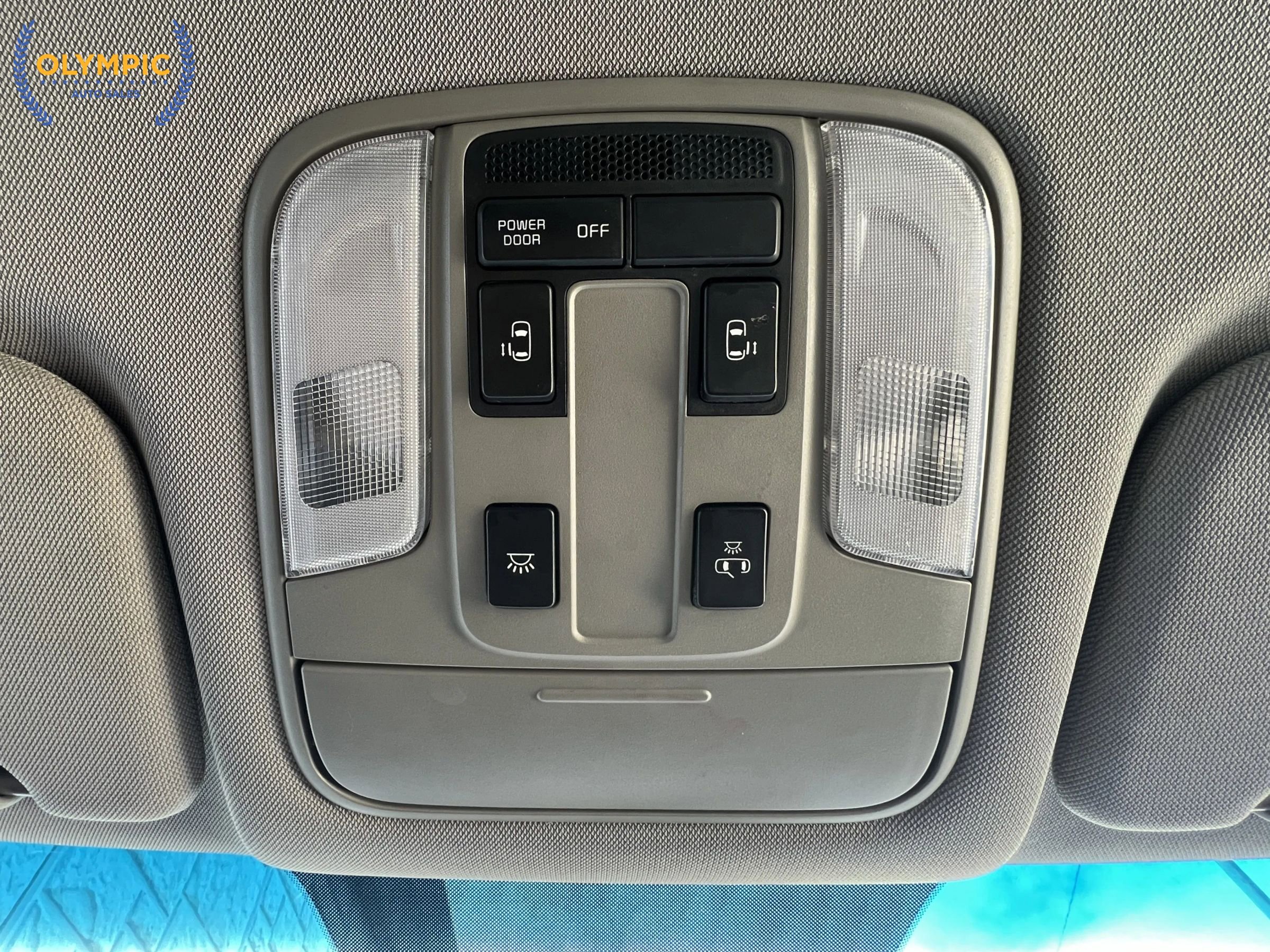 Used 2021 Kia Sedona EX image 39