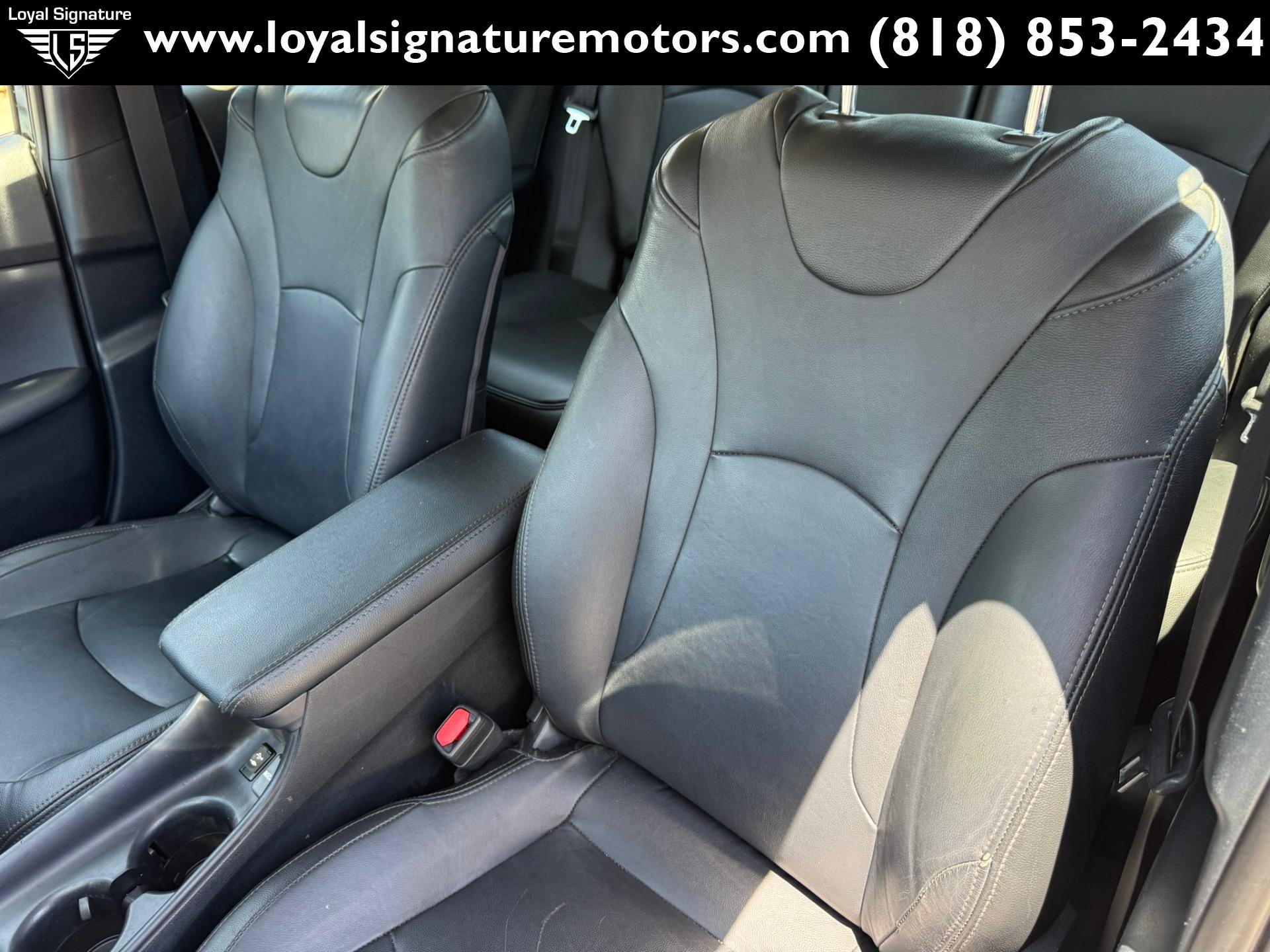 Used 2018 Toyota Prius Two w/ Prius Two Safety Plus Package FWD image 18