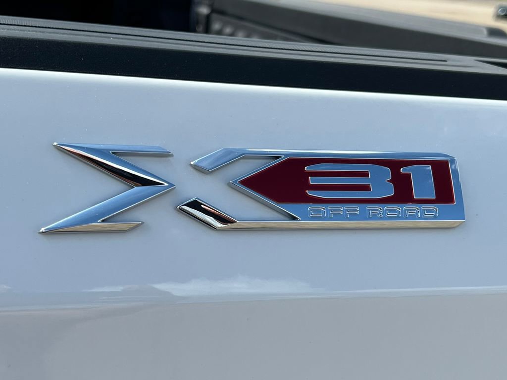 New 2026 GMC Sierra 1500 Elevation w/ Elevation Premium Package AWD/4WD image 16