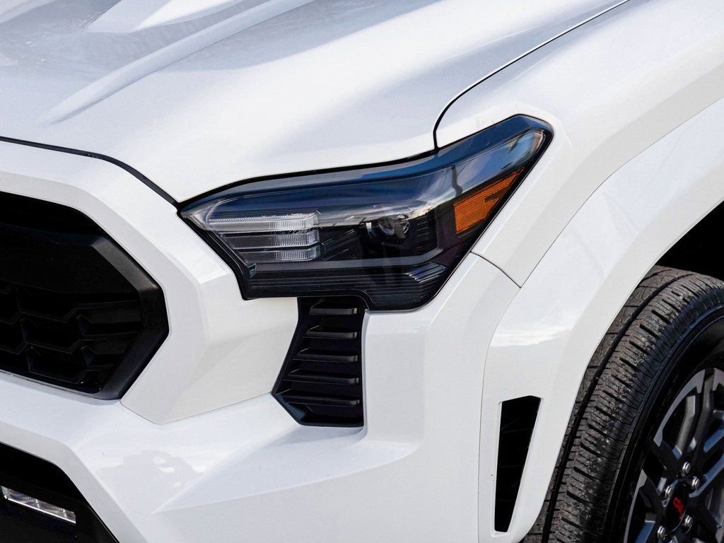 Used 2024 Toyota Tacoma TRD Sport image 37