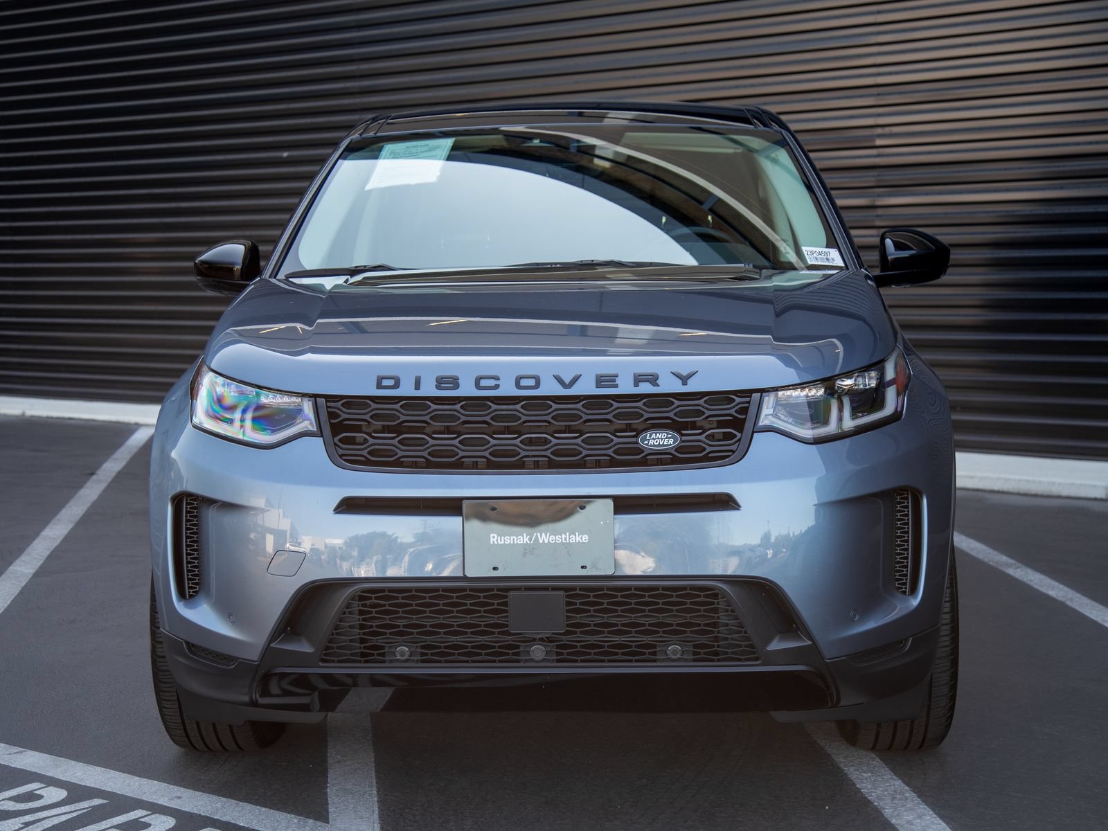 Used 2022 Land Rover Discovery Sport SE AWD/4WD image 10