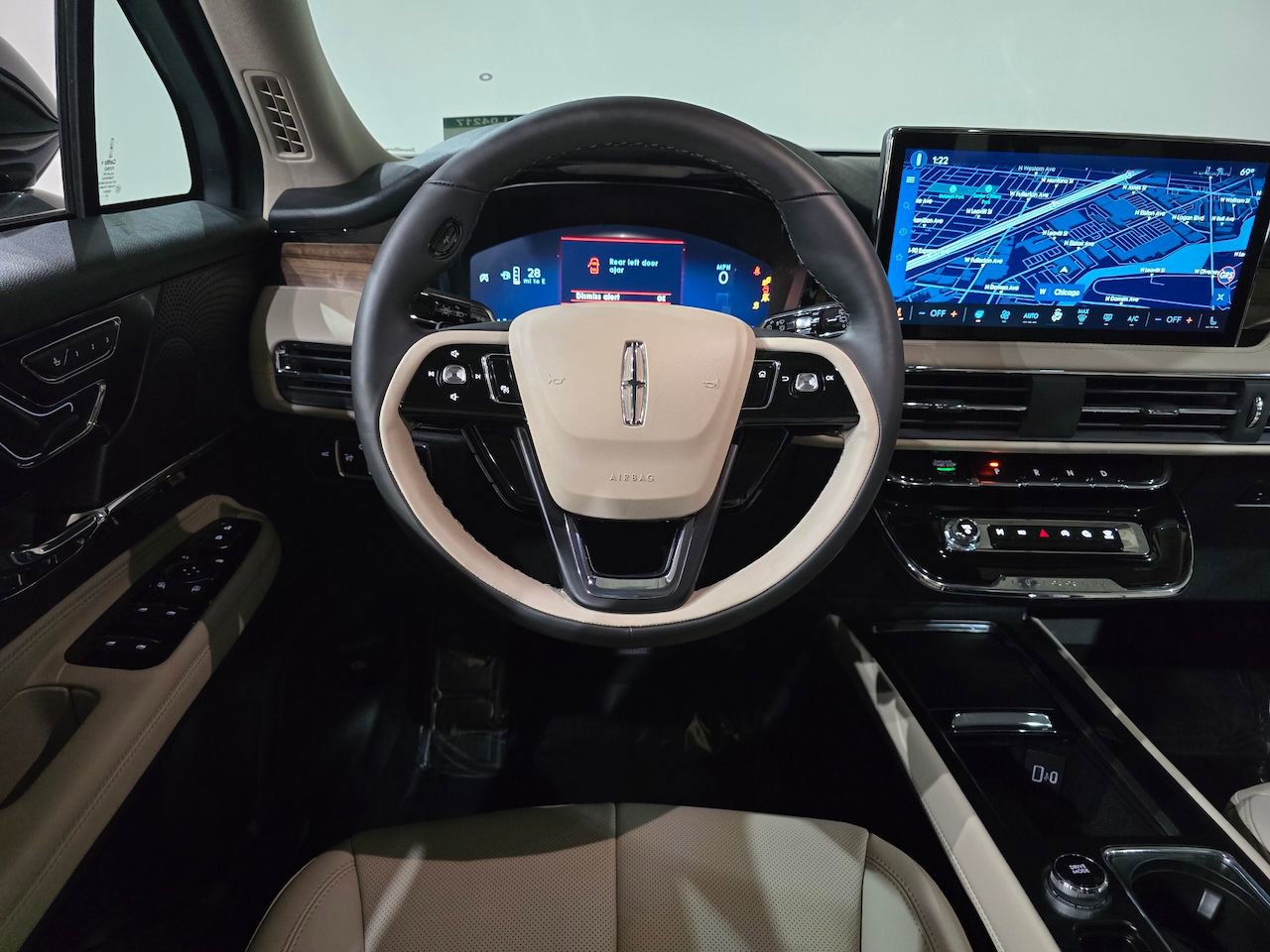 New 2026 Lincoln Corsair Reserve image 21