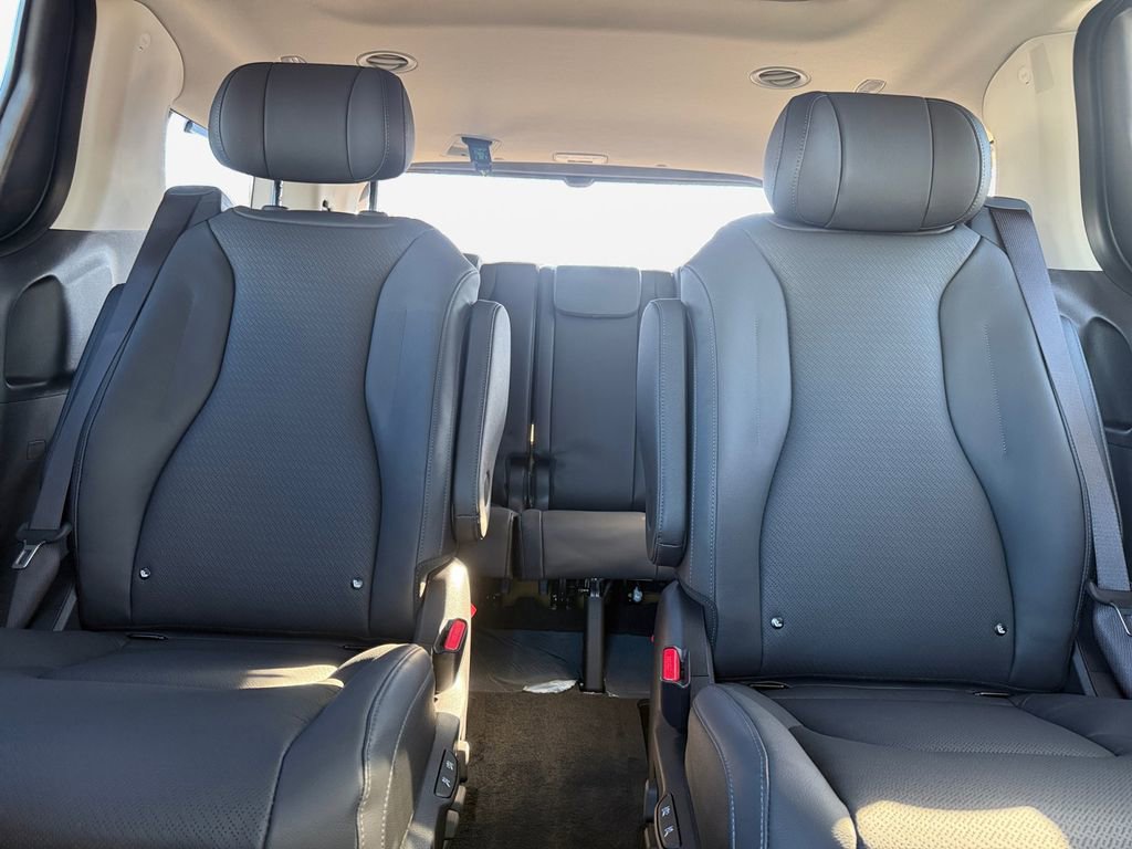 New 2026 Kia Carnival SX Prestige image 16