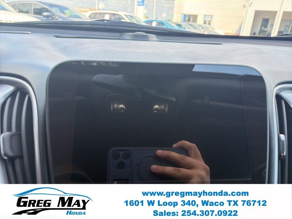 Used 2025 Chevrolet Malibu LT FWD image 16
