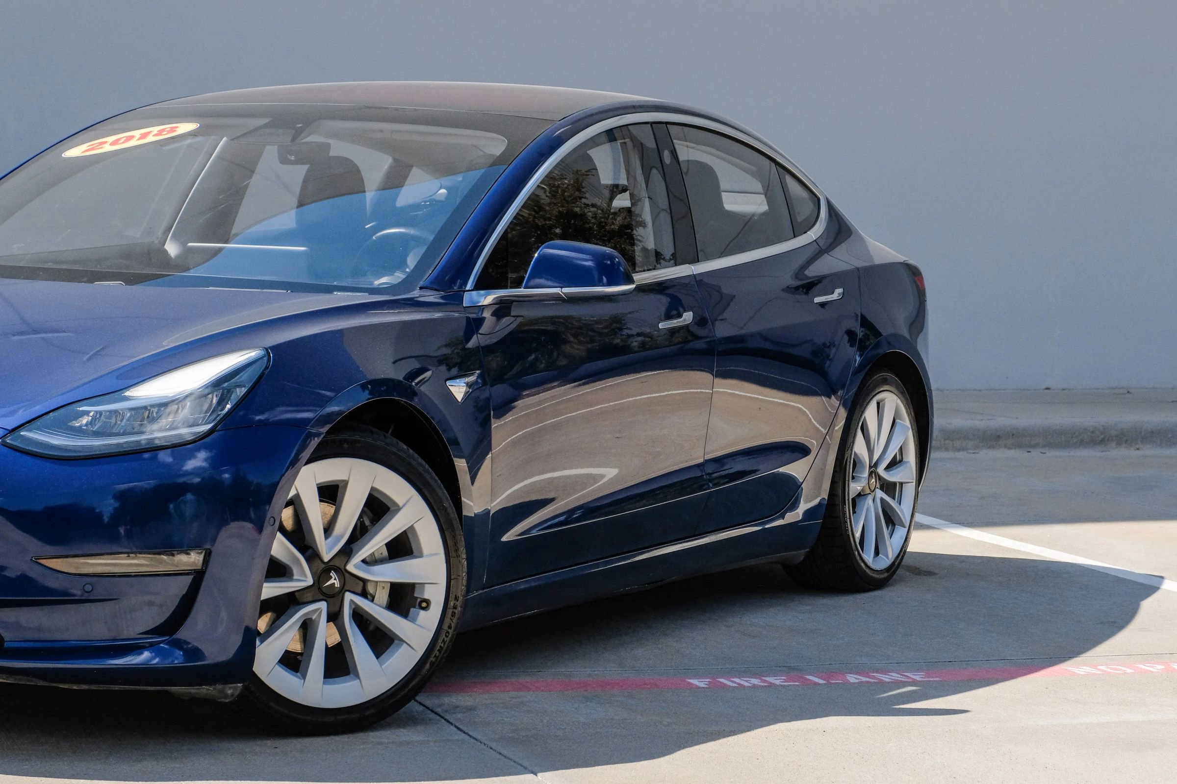 Used 2018 Tesla Model 3 Long Range image 8
