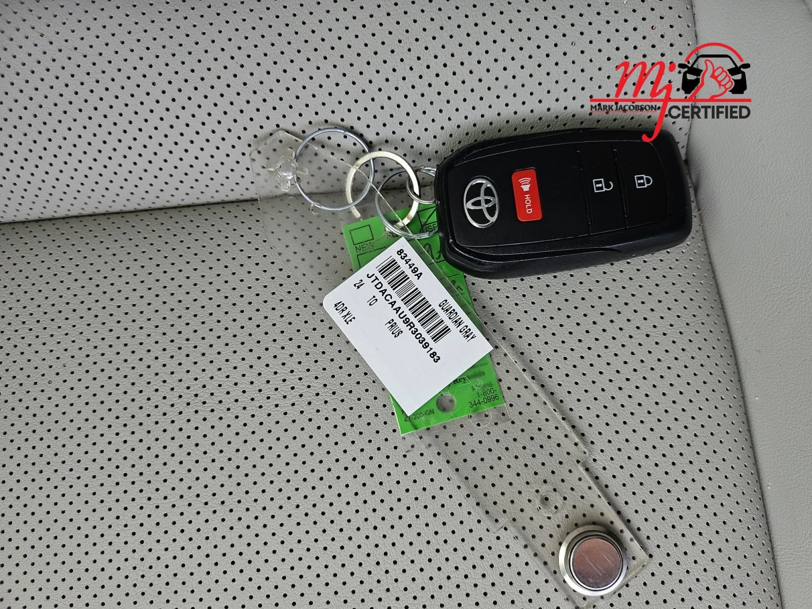 Used 2024 Toyota Prius XLE FWD image 21