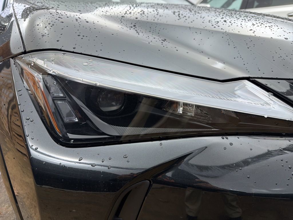 New 2026 Lexus UX 300h AWD image 20