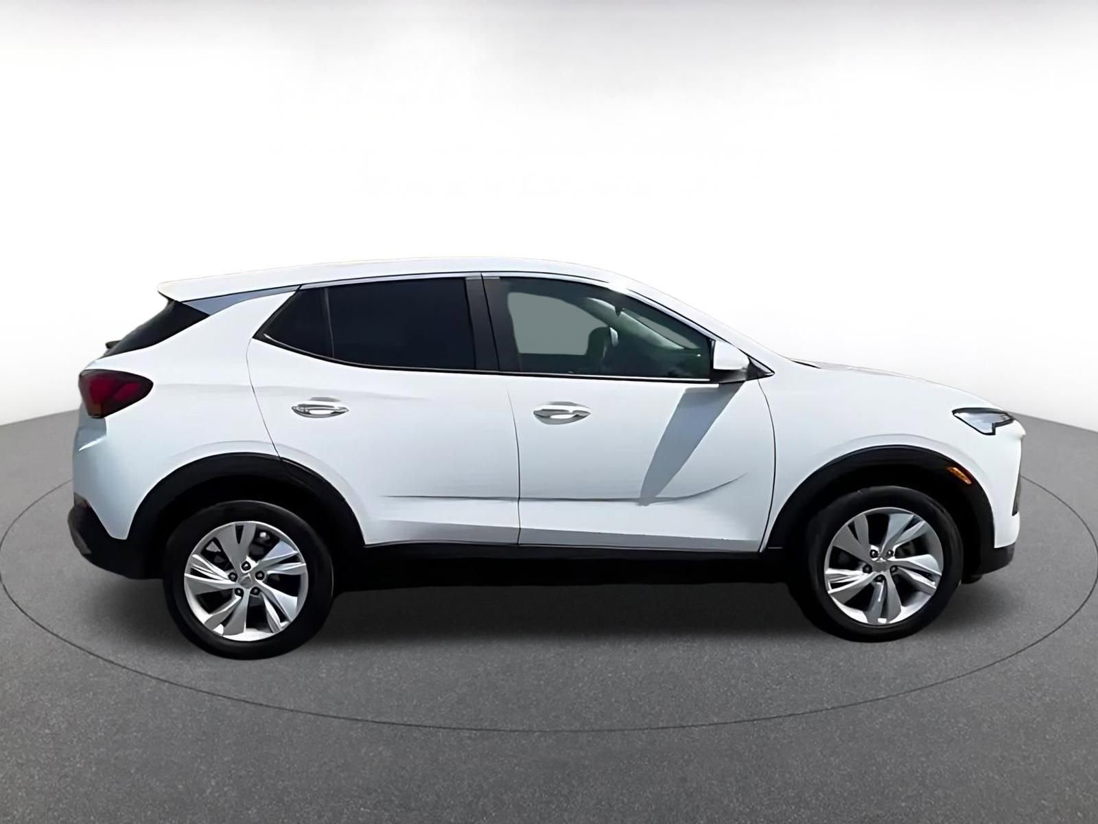 Used 2025 Buick Encore GX Preferred FWD image 16