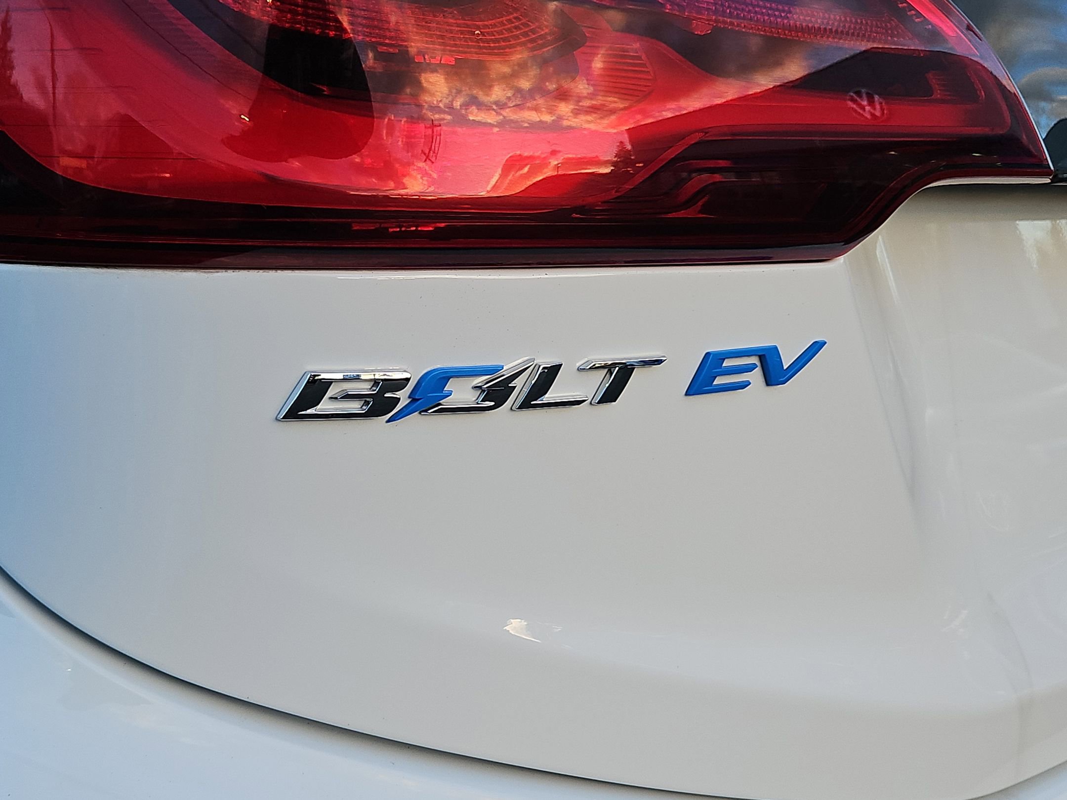 Used 2019 Chevrolet Bolt LT image 26