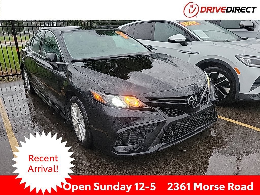 Used 2024 Toyota Camry SE