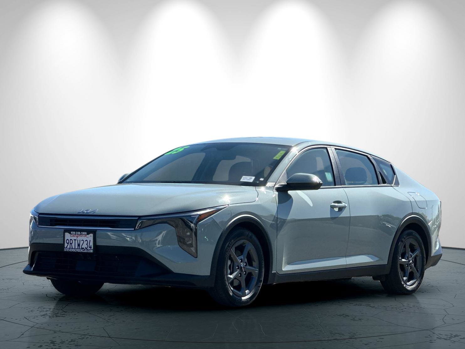Used 2025 Kia K4 FWD image 8