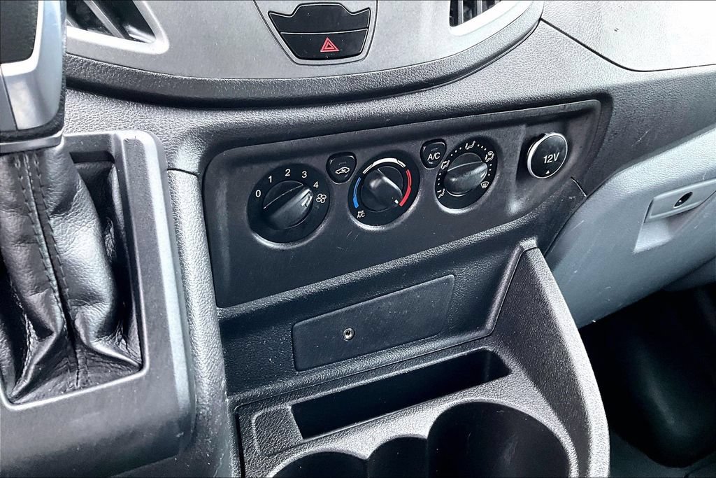 Used 2018 Ford Transit 250 130 Low Roof w/ Exterior Upgrade Package RWD image 15