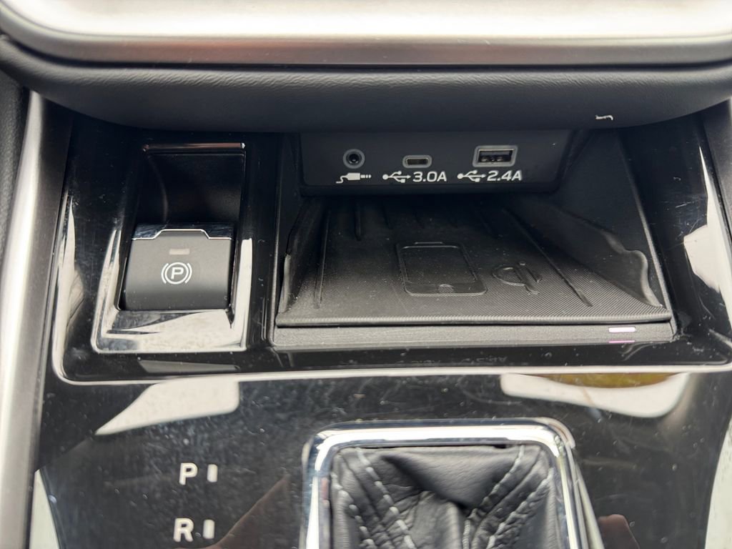 Used 2023 Subaru Legacy Limited image 24