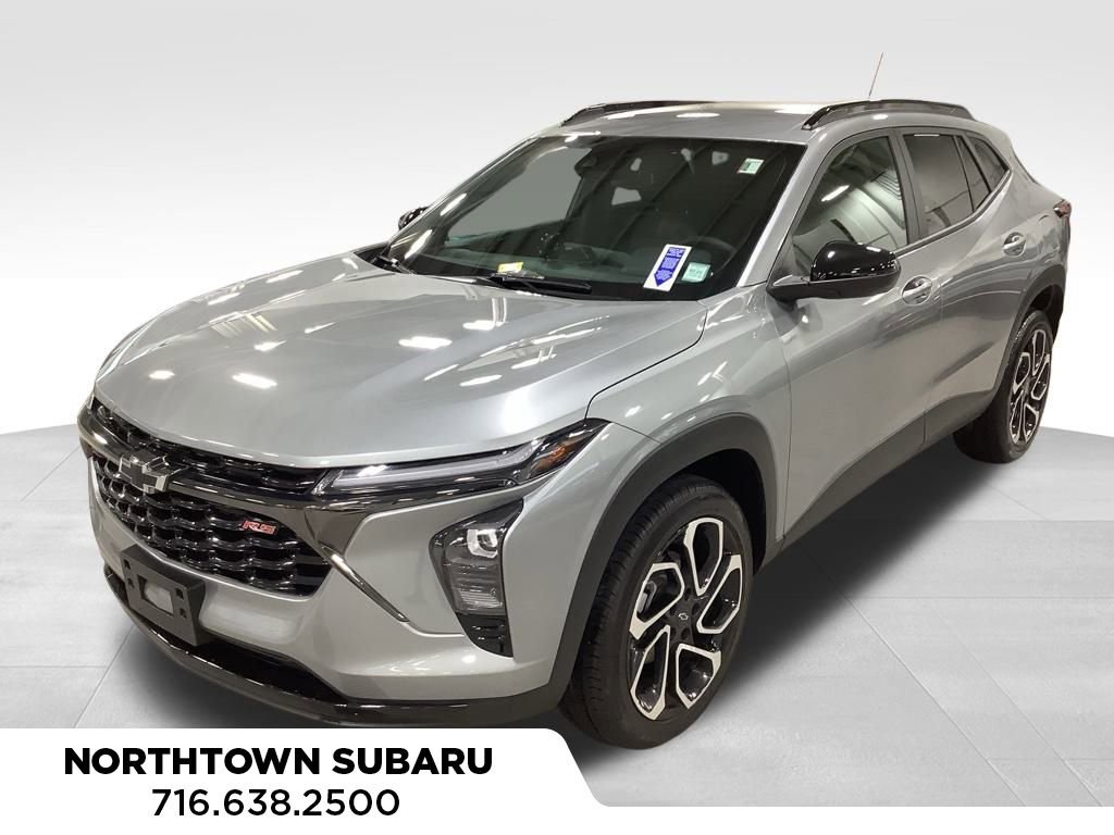 Used 2024 Chevrolet Trax RS image 1