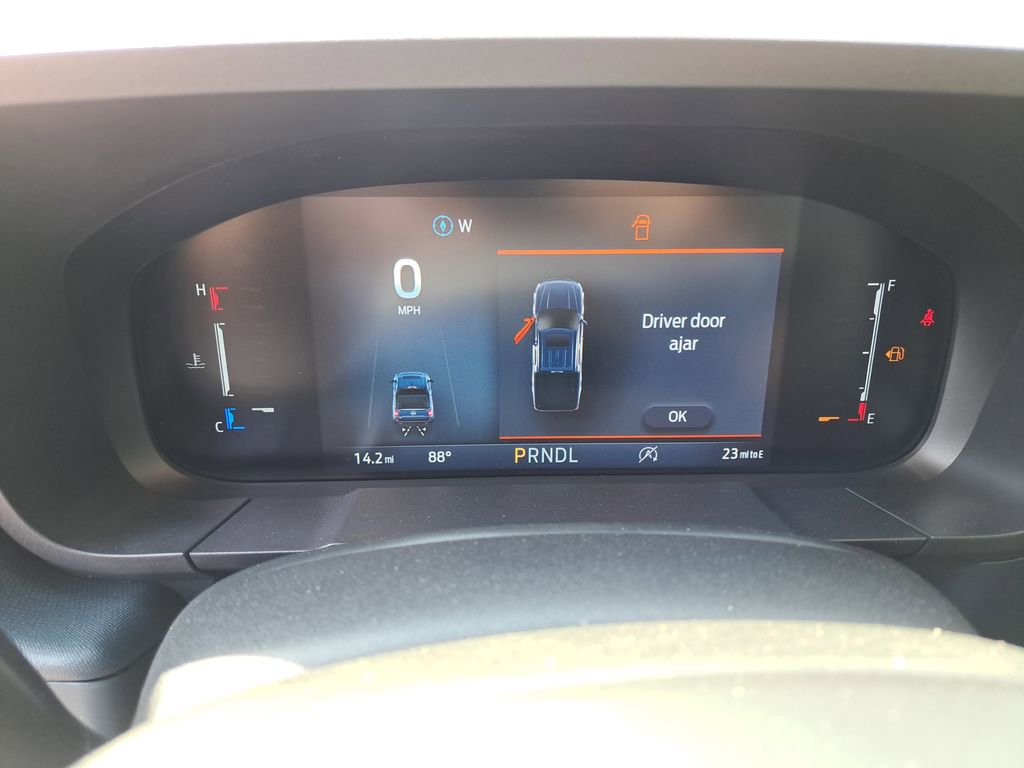 New 2025 Ford Maverick XLT w/ XLT Luxury Package image 11