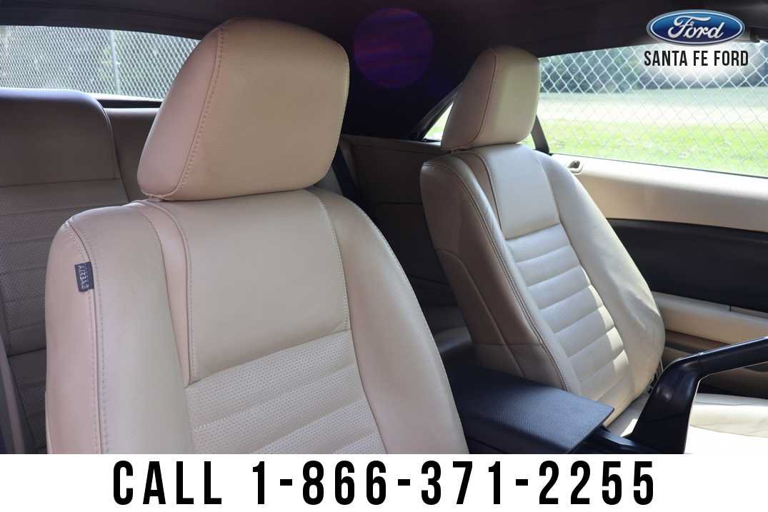 Used 2006 Ford Mustang GT RWD image 21