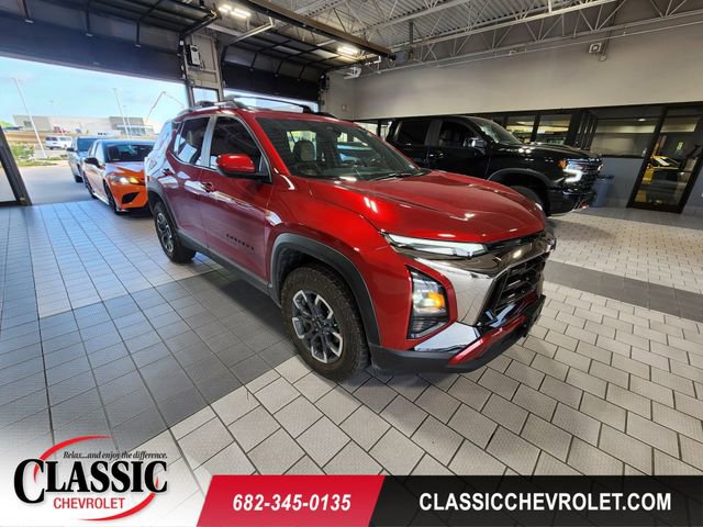 Used 2025 Chevrolet Equinox ACTIV w/ Convenience Package III AWD/4WD image 1