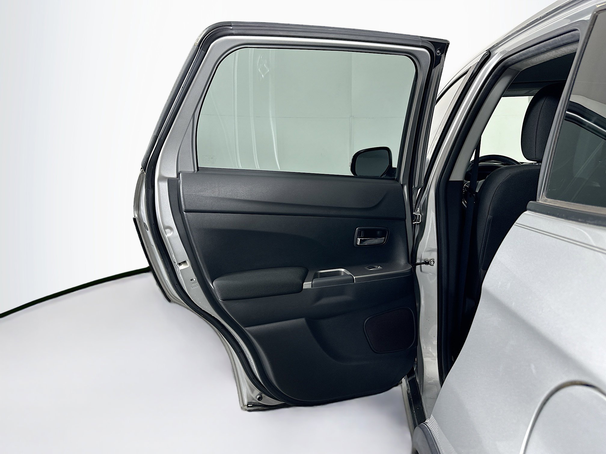 Used 2021 Mitsubishi Outlander Sport SE FWD image 25