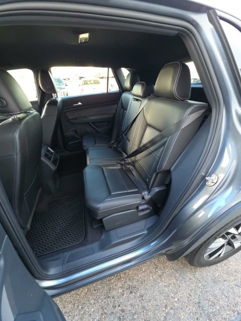 Used 2022 Volkswagen Atlas Cross Sport SE image 13