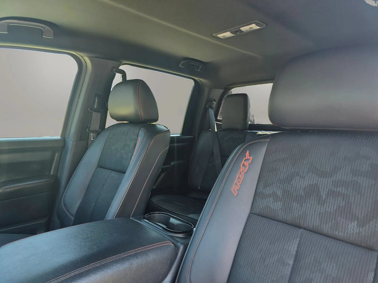 Used 2020 Nissan Titan PRO-4X AWD/4WD image 11
