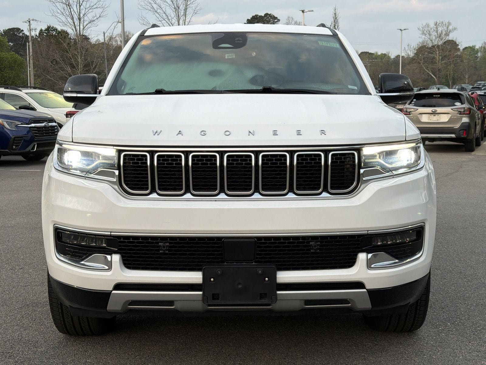 Used 2024 Jeep Wagoneer Series II w/ Flexible Seating Group RWD image 8