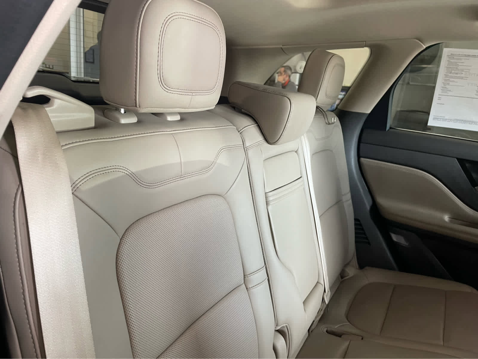 Used 2021 Lincoln Corsair AWD w/ Premium Package image 38