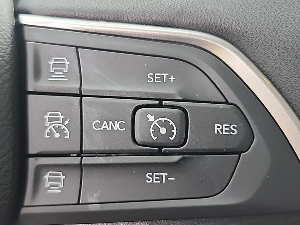 New 2026 Jeep Grand Cherokee Laredo X RWD image 14