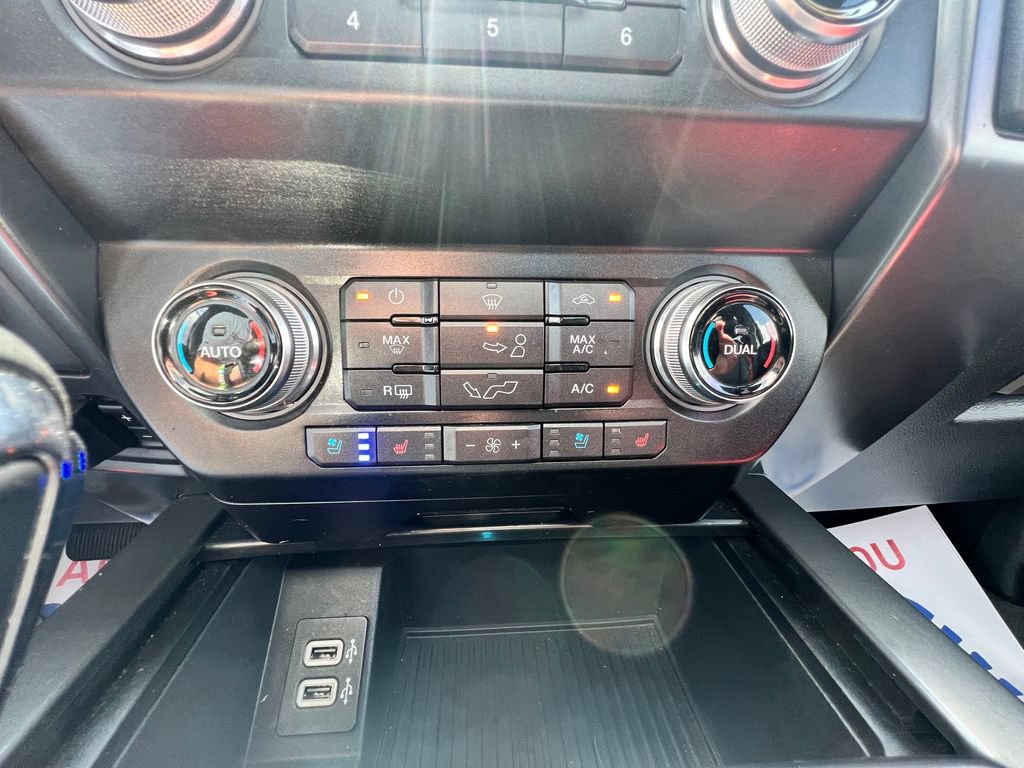 Used 2019 Ford F150 Lariat w/ Equipment Group 502A Luxury AWD/4WD image 37