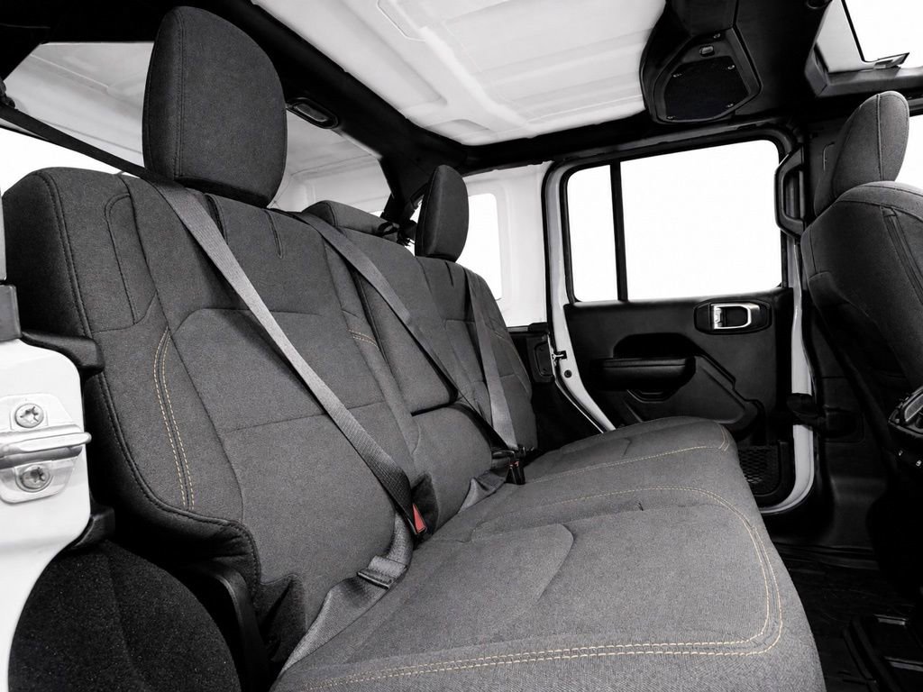 Used 2024 Jeep Wrangler Unlimited AWD/4WD image 25