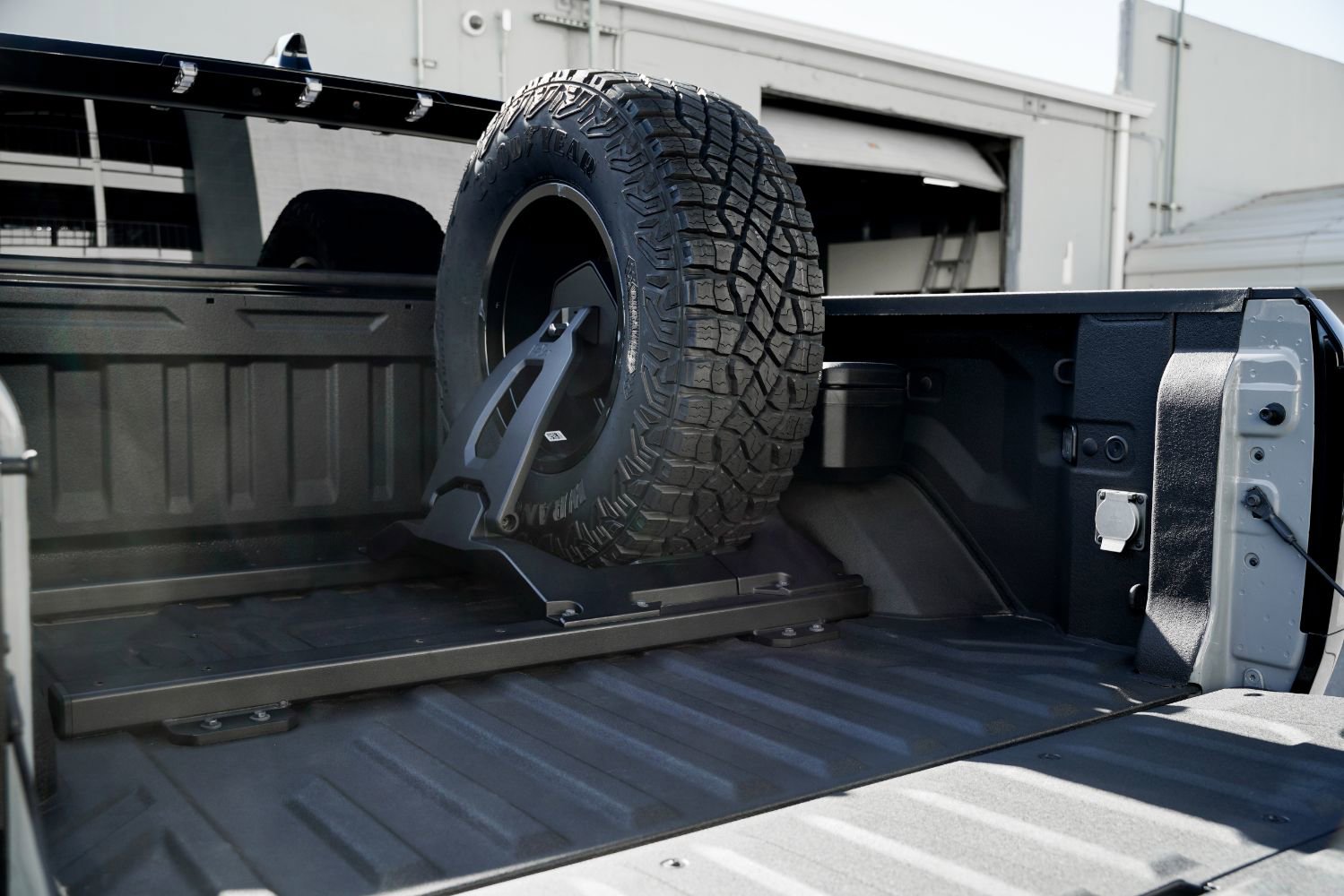 Used 2024 GMC Hummer EV 3X w/ Extreme Off-Road Package image 26