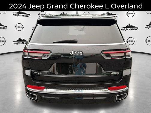 Used 2024 Jeep Grand Cherokee L Overland w/ Trailer Tow Package AWD/4WD image 5